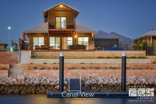 8 Kestrel Place - PRIVATE JETTY & POOL (8 Kestrel Place - Private Jetty & Pool)0