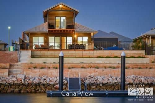 8 Kestrel Place - PRIVATE JETTY & POOL 8 Kestrel Place - PRIVATE JETTY & POOL