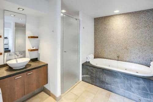 2 Bedroom Apartment - Ground Floor