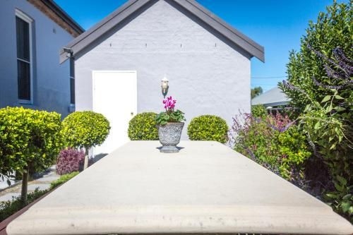 Camellia Cottage4