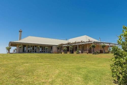 Four-Bedroom Holiday Home