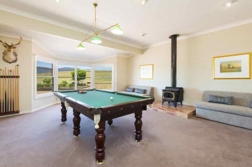 Four-Bedroom Holiday Home