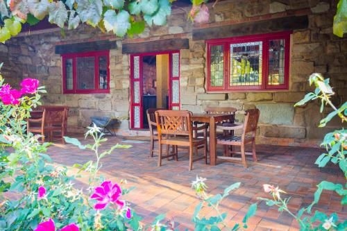 Monkey Place Country House2