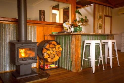 One-Bedroom Holiday Home
