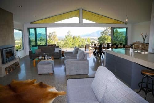 Five-Bedroom Holiday Home