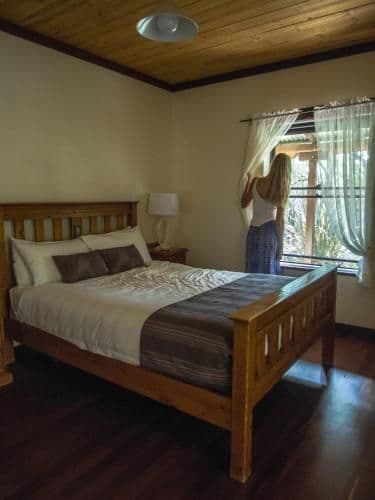 Pioneer Three-Bedroom Spa Cottage