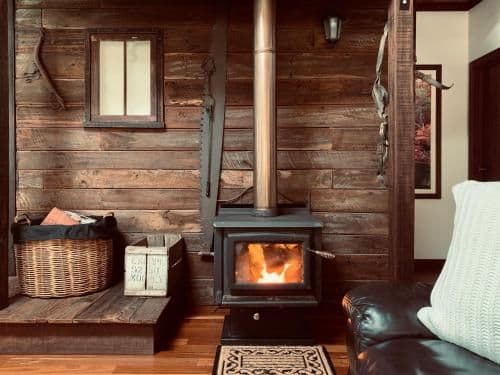 Pioneer Three-Bedroom Spa Cottage