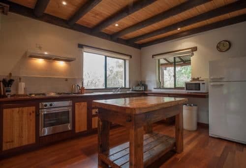 Pioneer Three-Bedroom Spa Cottage