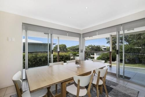 Moreton View1