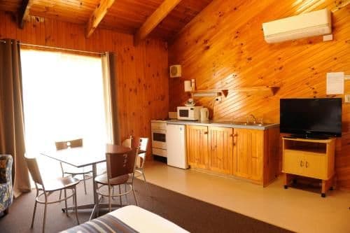 Cottage (6 Guests)