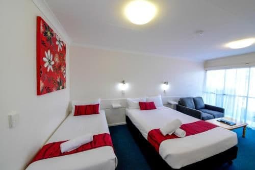 Queen and Single Room with Kitchenette