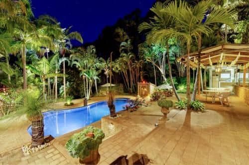 Sensom Luxury Bed and Breakfast Sensom Luxury Bed and Breakfast