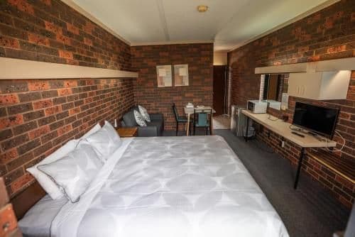 Queen Room