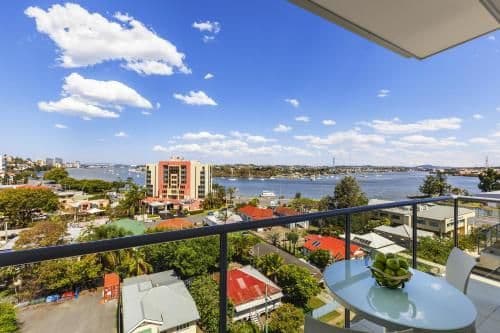 Three-Bedroom Apartment with Balcony
