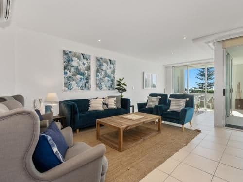 3 Bedroom Boutique Ocean Front Apartment