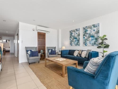 3 Bedroom Boutique Ocean Front Apartment