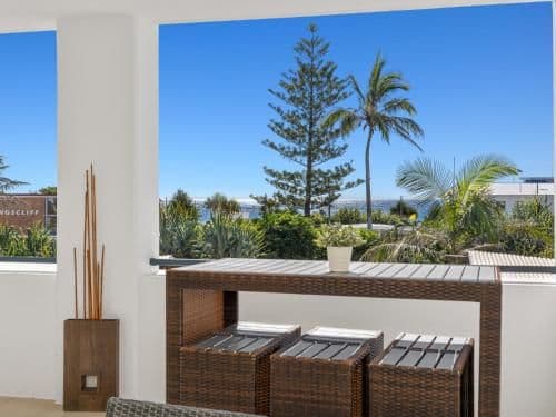 3 Bedroom Boutique Ocean Front Apartment