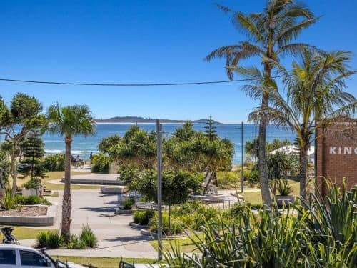 3 Bedroom Boutique Ocean Front Apartment
