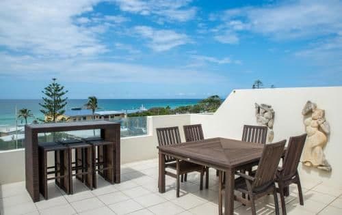 Three-Bedroom Apartment with Rooftop Deck, Ocean View and Hot Tub