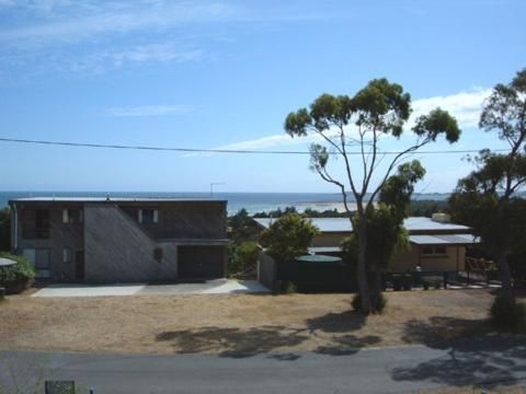 Beachs 'n Greens1