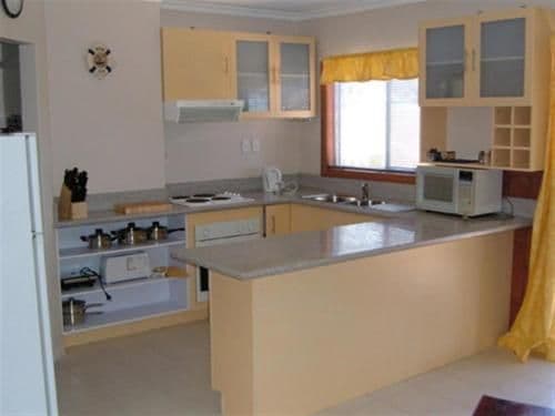 Two-Bedroom House - Hebe