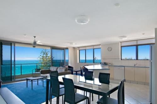 Standard Three-Bedroom Apartment (Floor 4-7)