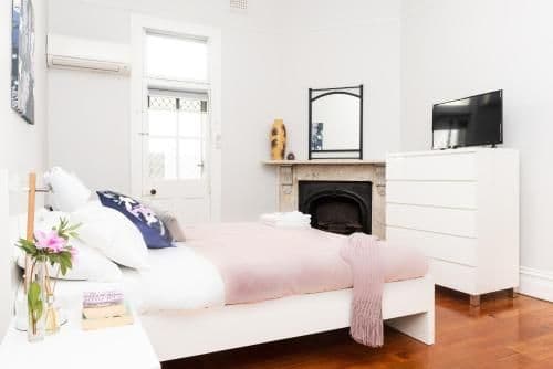 Deluxe Apartment (not pet friendly)