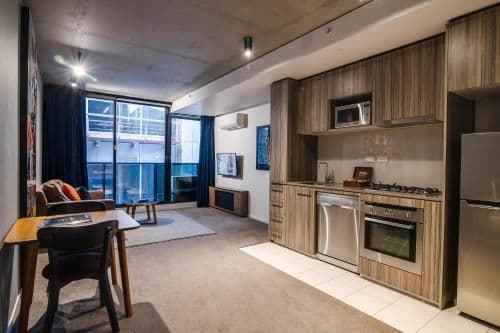 One-Bedroom Apartment - King No View