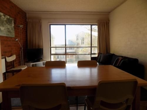 Kirwan Apartments 270