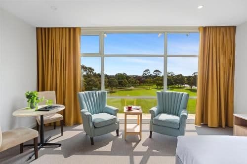 Suite with Spa Bath