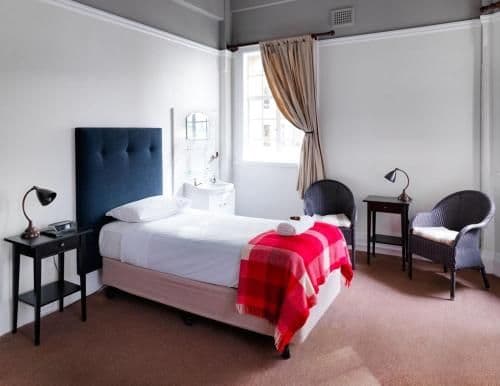Single Room with Shared Bathroom