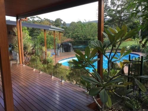 Apartment with Pool View