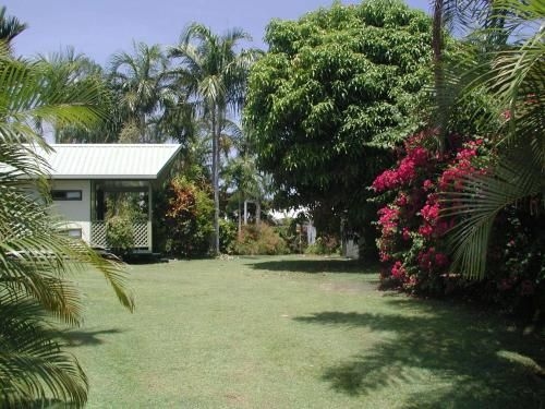ปาล์ม วิว ฮอลิเดย์ อพาร์ตเมนท์ (Palm View Holiday Apartments)1