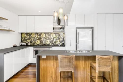 Three-Bedroom Loft Apartment - Butter Factory #14