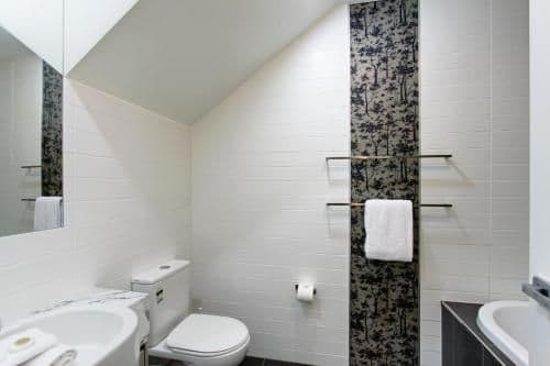 Luxury Three-Bedroom Apartment - Butter Factory Warehouse #6
