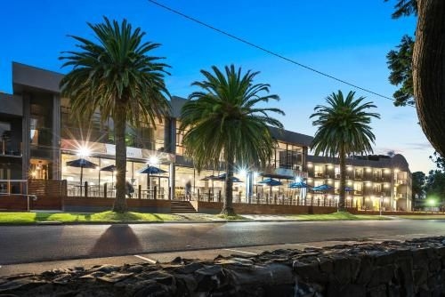 North Pier Hotel0