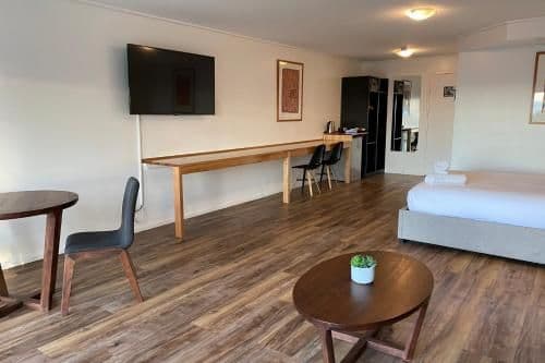 Bay View Suite