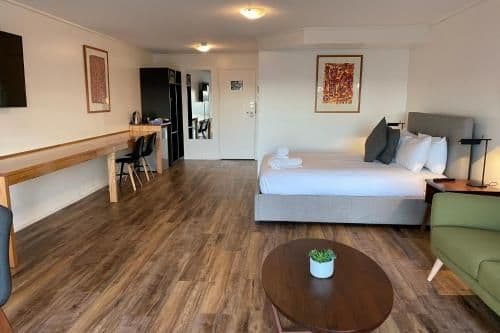 Bay View Suite