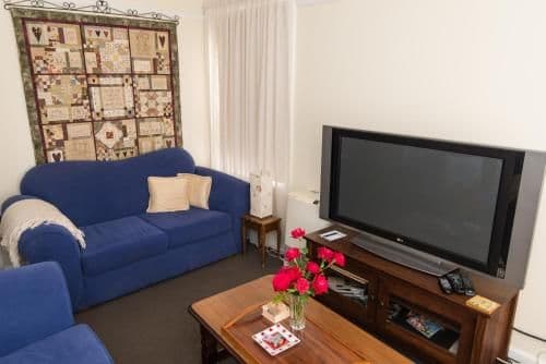 Streeton King Suite