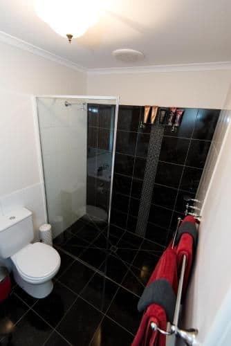 Roberts Queen Suite