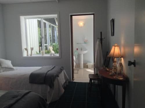 Standard Twin Room with Garden View