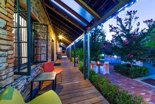 The Inn Mahogany Creek2