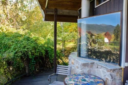 Chalet with Spa Bath