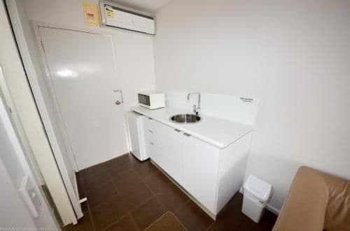 Motel Triple Room