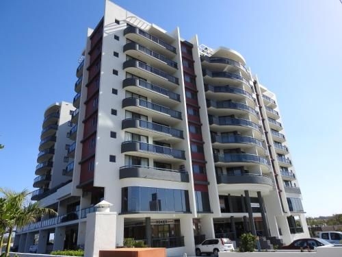Springwood Tower Apartment Hotel0