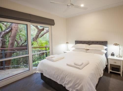 One-Bedroom Apartment with Balcony
