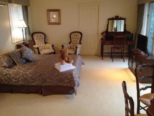 A - Deluxe Queen Room