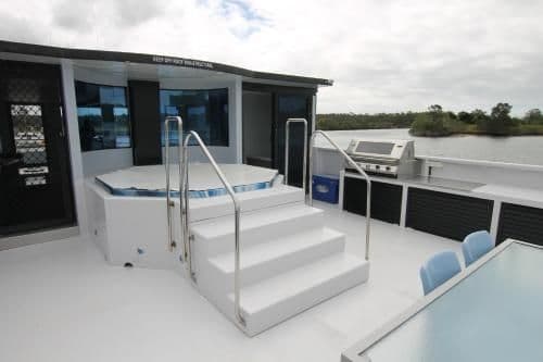 Houseboat with Hot Tub - The Prestige