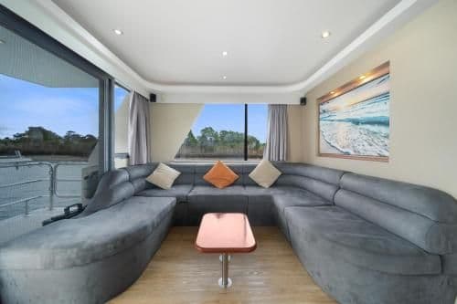 Houseboat with Hot Tub - Aegean 60