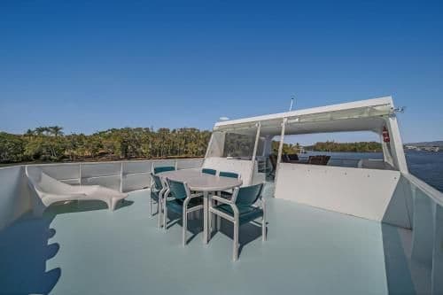 Houseboat - Osprey